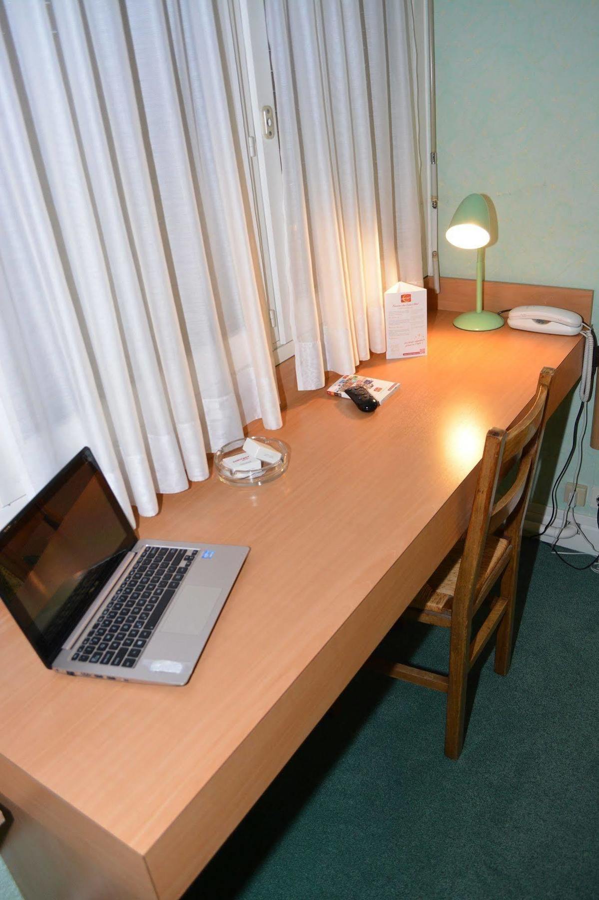 Hotel Le Lyon Bron Εξωτερικό φωτογραφία