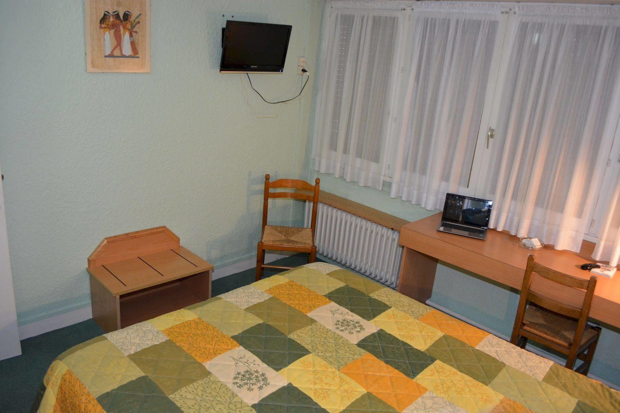 Hotel Le Lyon Bron Εξωτερικό φωτογραφία