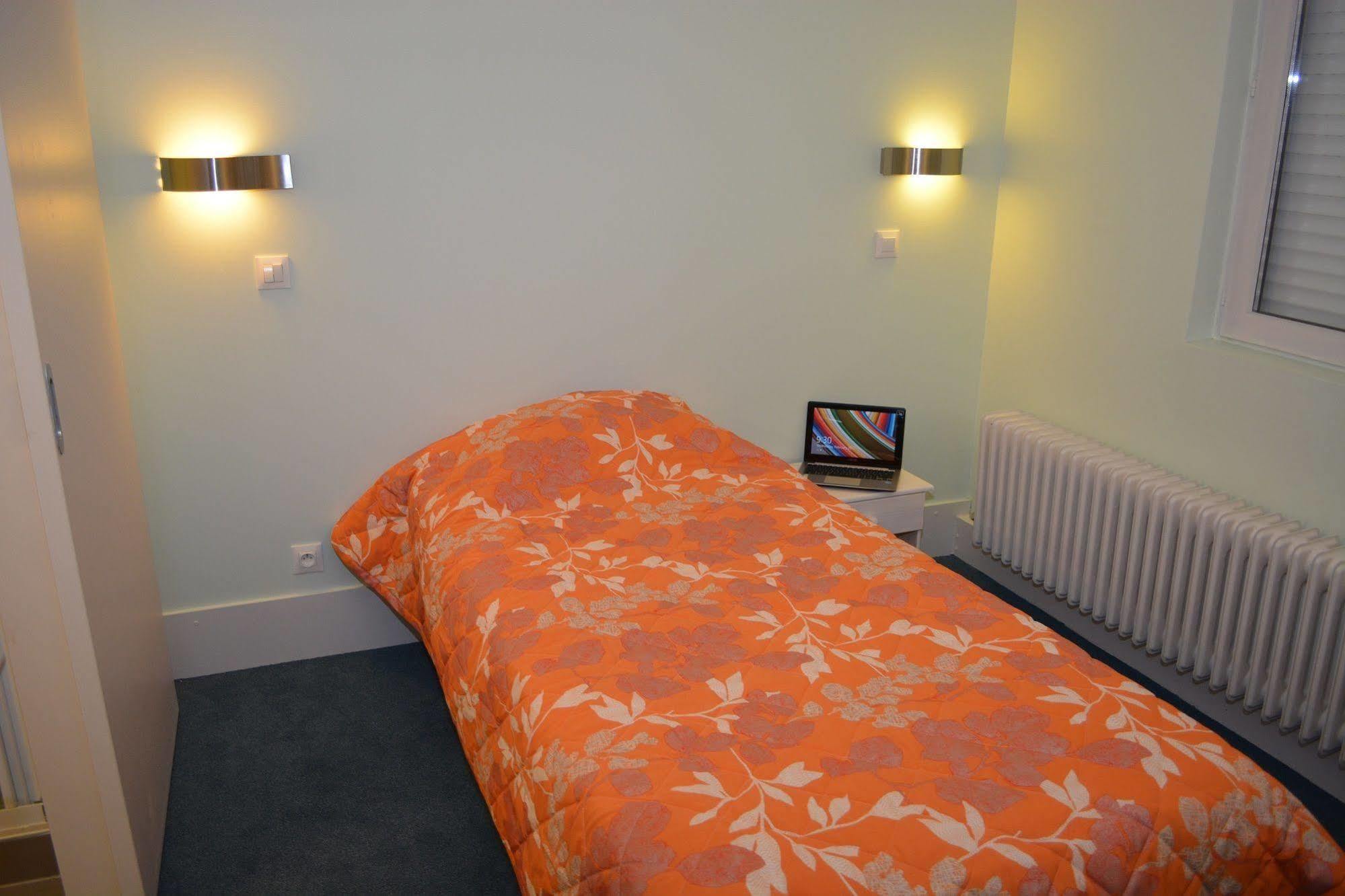 Hotel Le Lyon Bron Εξωτερικό φωτογραφία
